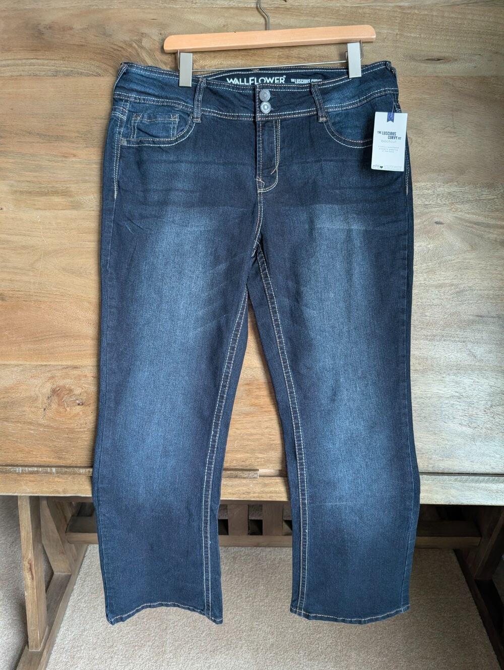 NWT WallFlower Bootcut Jeans Women's 15 Blue Denim Luscious Curvy Fit WBM13278B